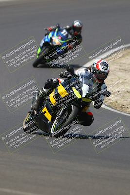 media/Jul-13-2025-Pacific Track Time (Sun) [[819660bca7]]/C Group/1140am (Turn 2)/